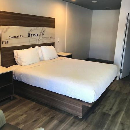 Hyland Inn Brea Esterno foto