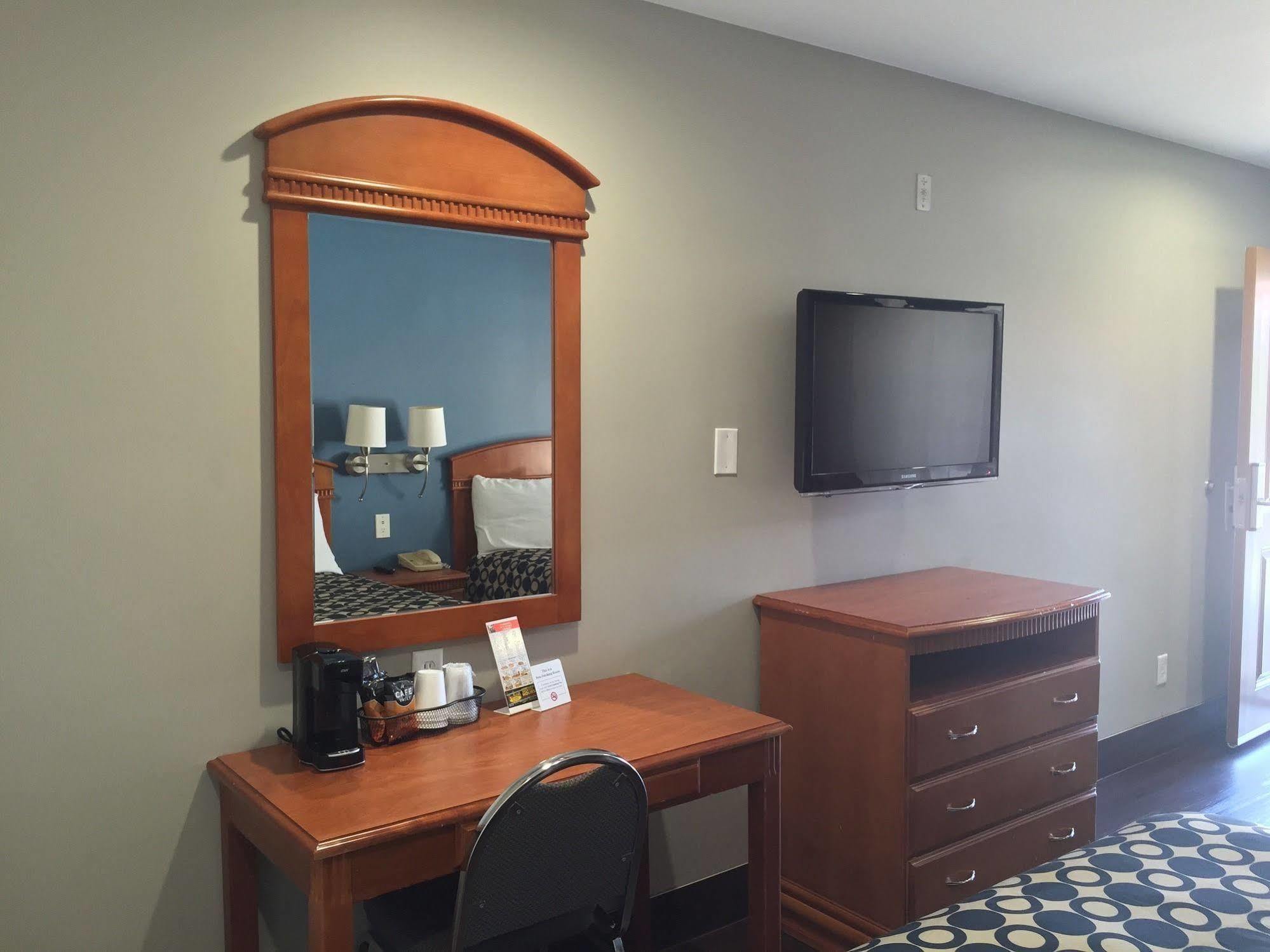 Hyland Inn Brea Esterno foto